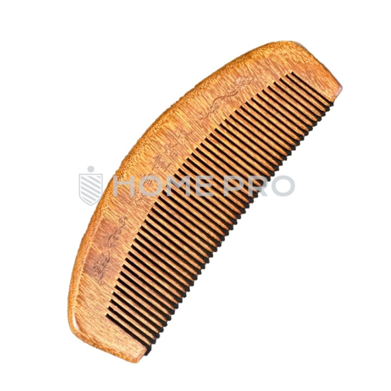 Pente de madeira longo e curvo para barba