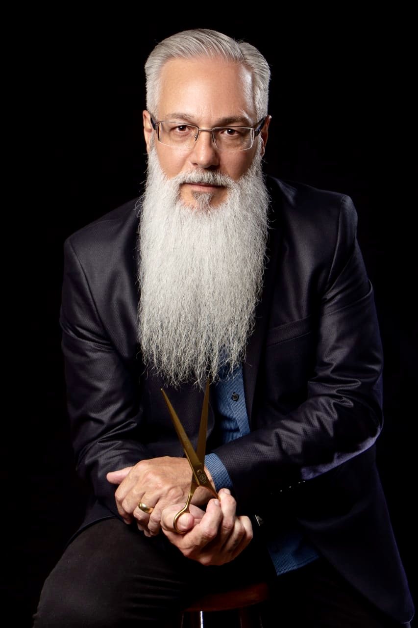 Antonio Spadone, o Engenheiro da Barba